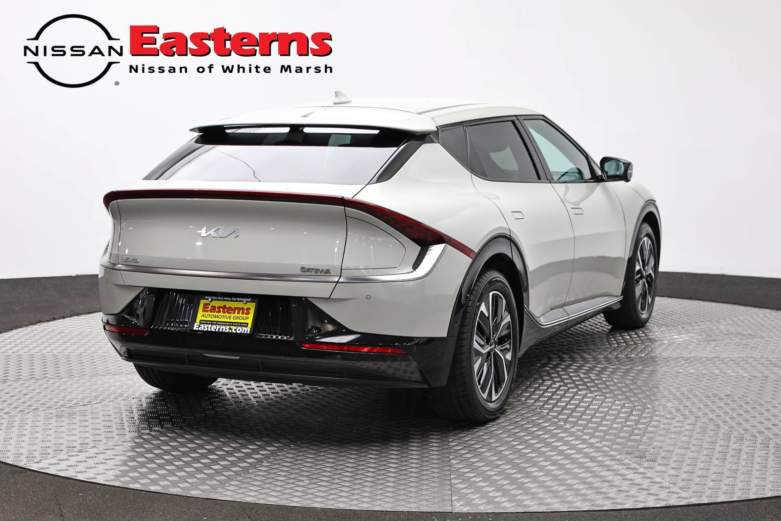 Used 2022 Kia EV6 Wind w/ Wind Technology Package AWD/4WD image 5