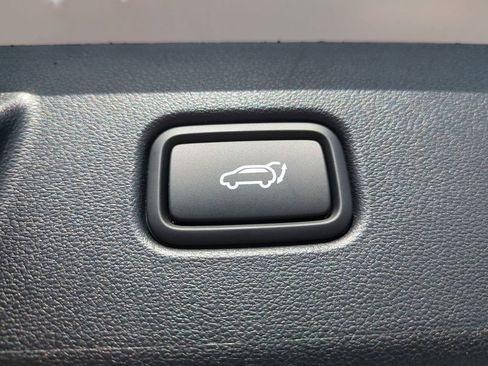 New 2026 Hyundai Tucson Limited image 15