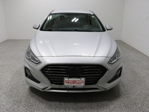 Used 2018 Hyundai Sonata SE image 3