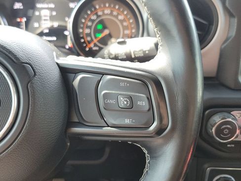 Used 2021 Jeep Wrangler Unlimited Sport AWD/4WD image 22