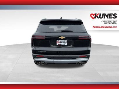 New 2026 Chevrolet Traverse LT w/ Sun and Wheel Package
