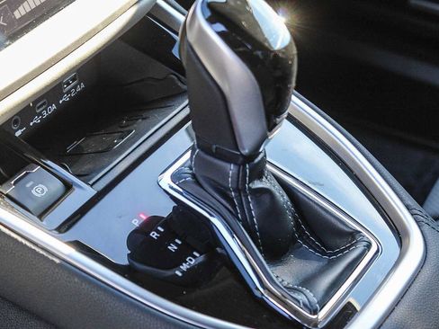 Used 2025 Subaru Outback Limited w/ Tech Package 2 image 19