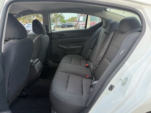 Certified 2025 Nissan Altima 2.5 SV FWD image 11