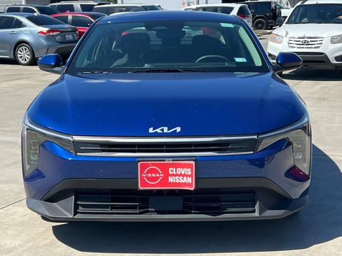 Used 2025 Kia K4 LXS image 11