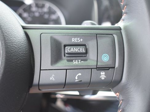 Used 2025 Nissan Pathfinder Rock Creek AWD/4WD image 23