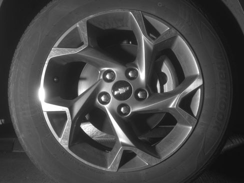 Used 2025 Chevrolet Trax LT w/ LT Convenience Package image 13