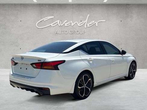 Used 2023 Nissan Altima 2.5 SR w/ SR Premium Package FWD image 16