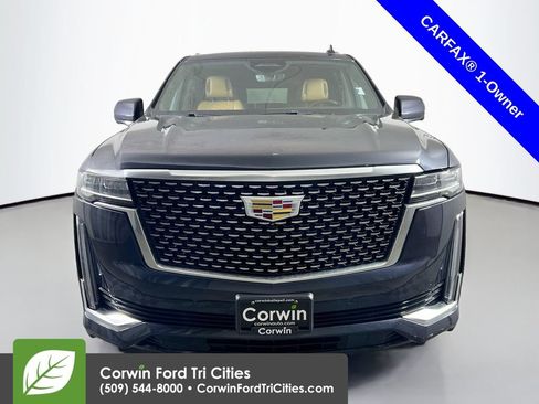 Used 2022 Cadillac Escalade ESV Premium Luxury AWD/4WD image 4