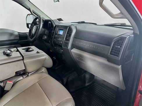 Used 2019 Ford F450 XL w/ Power Equipment Group image 30