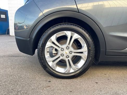 Used 2020 Chevrolet Bolt LT image 30