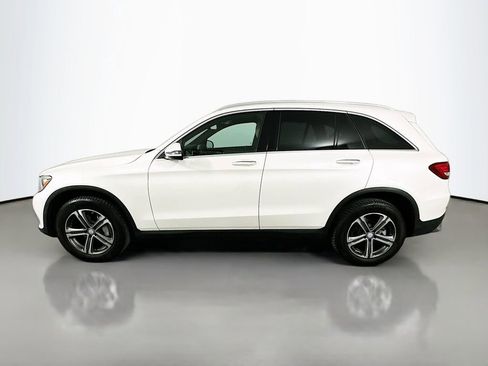 Used 2017 Mercedes-Benz GLC 300 4MATIC w/ Premium 1 Package image 8