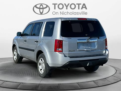 Used 2015 Honda Pilot LX image 4