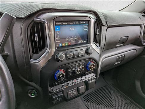 Used 2022 Chevrolet Silverado 1500 LT w/ Convenience Package II image 11