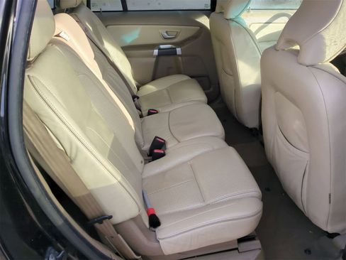 Used 2010 Volvo XC90 V8 image 21