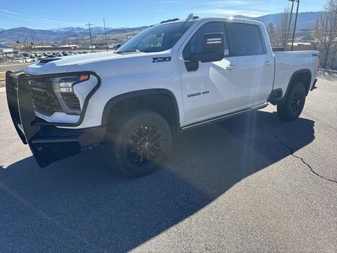 Used 2025 Chevrolet Silverado 3500 LTZ w/ LTZ Plus Package image 1