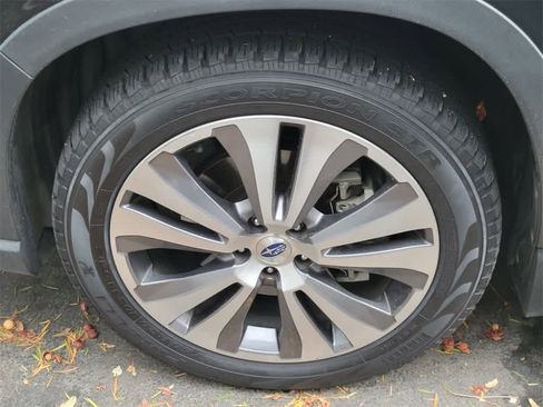 Used 2020 Subaru Ascent Limited w/ Technology Package image 2