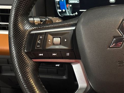 Used 2023 Mitsubishi Outlander SEL image 27