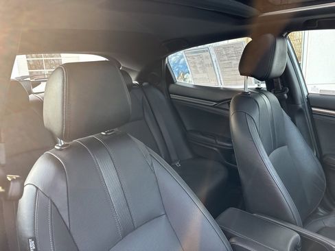 Used 2019 Honda Civic Sport Touring image 28