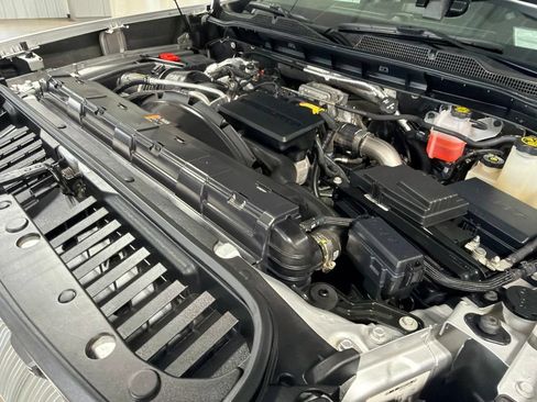 Certified 2022 Chevrolet Silverado 3500 LT w/ Convenience Package AWD/4WD image 41
