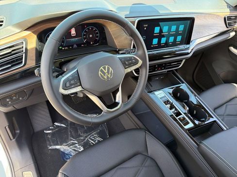 New 2026 Volkswagen Atlas SE AWD/4WD image 4