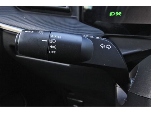 Certified 2025 Nissan Kicks SR w/ Illumination Package FWD image 20