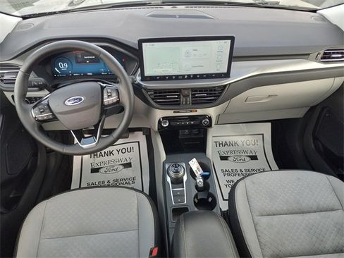 Used 2023 Ford Escape Active w/ Tech Pack #2 image 16
