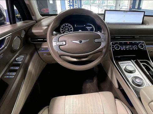 Used 2023 Genesis GV80 3.5T w/ Advanced Package AWD/4WD image 18
