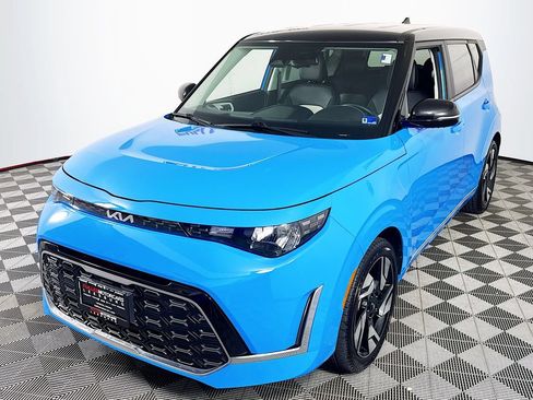 Used 2023 Kia Soul GT-Line FWD image 3