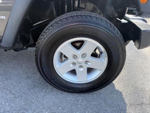 Used 2017 Jeep Wrangler Sport w/ Quick Order Package 24S image 15