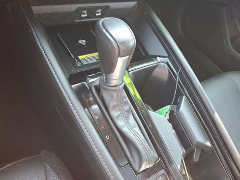 Used 2023 Honda Accord Touring image 5
