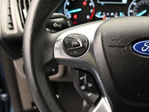 Used 2022 Ford Transit Connect XL image 18