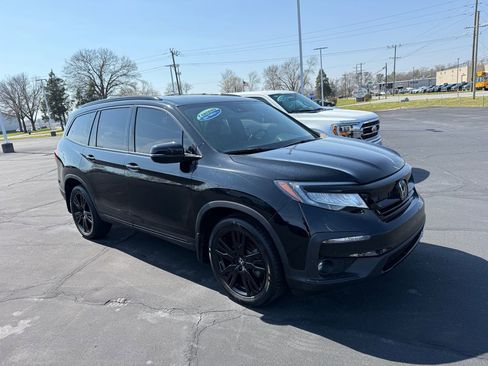 Used 2022 Honda Pilot Black Edition image 3
