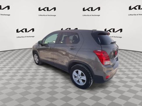 Used 2022 Chevrolet Trax LS w/ Tint and Cruise Package image 7