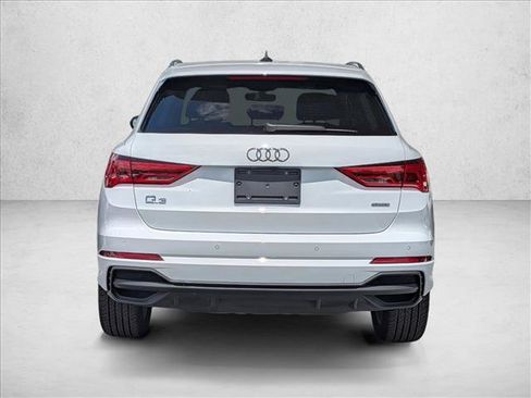 Certified 2024 Audi Q3 2.0T Premium w/ Convenience Package AWD/4WD image 7