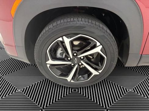 Certified 2022 Chevrolet TrailBlazer RS w/ Technology Package AWD/4WD image 9