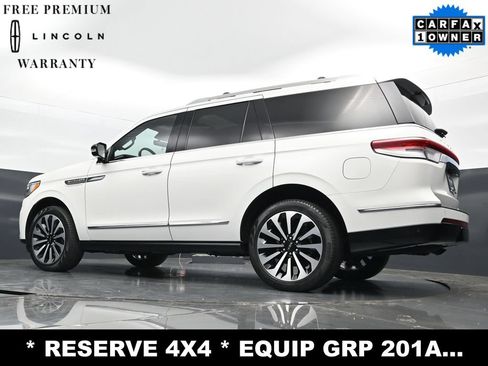 Used 2022 Lincoln Navigator Reserve AWD/4WD image 31