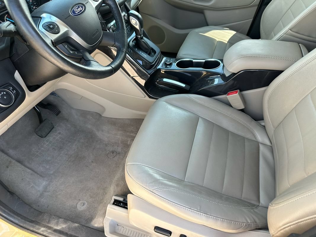 Used 2014 Ford Escape Titanium w/ Equipment Group 401A AWD/4WD image 37