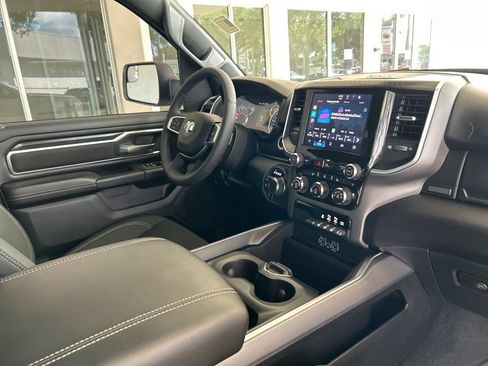 Used 2025 RAM 1500 Big Horn AWD/4WD image 29