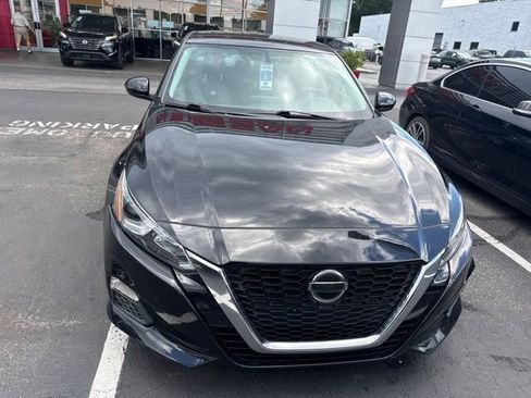 Used 2020 Nissan Altima 2.5 S FWD image 3