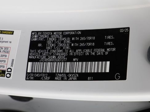 Used 2025 Toyota 4Runner TRD Off-Road AWD/4WD image 25