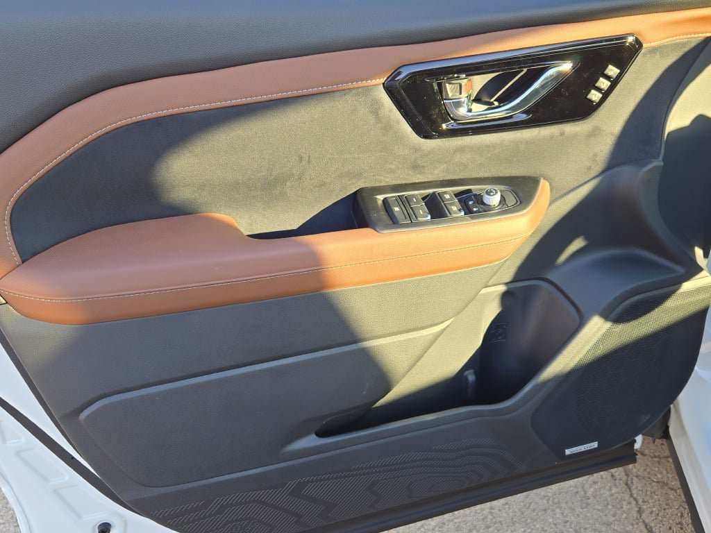 New 2026 Subaru Forester Touring AWD/4WD image 34