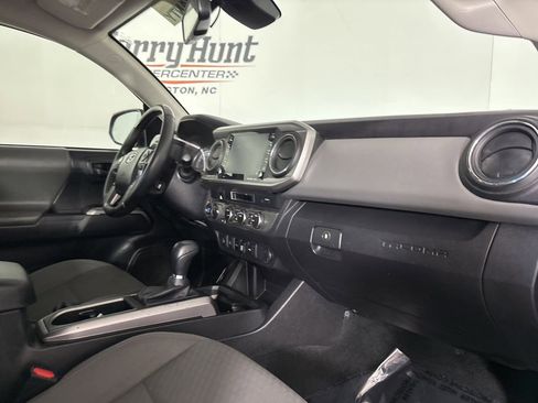 Used 2023 Toyota Tacoma SR5 image 29