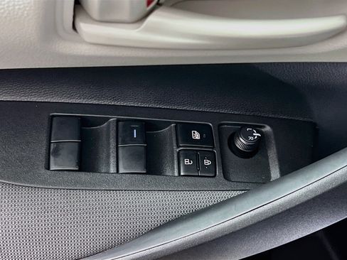 Used 2026 Toyota Corolla LE FWD image 15