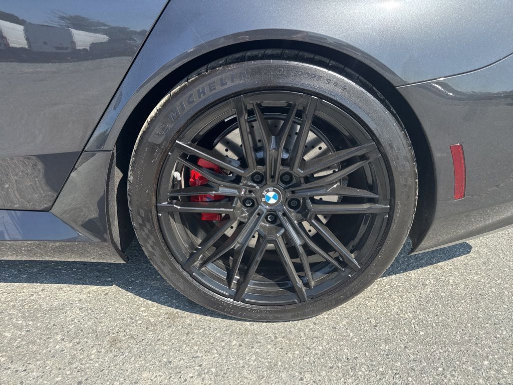 Used 2025 BMW M5 Touring AWD/4WD image 34