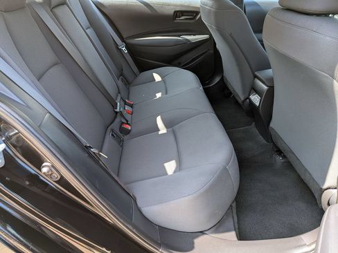 Used 2023 Toyota Corolla LE w/ Carpet Mat Package (TMS) FWD image 17