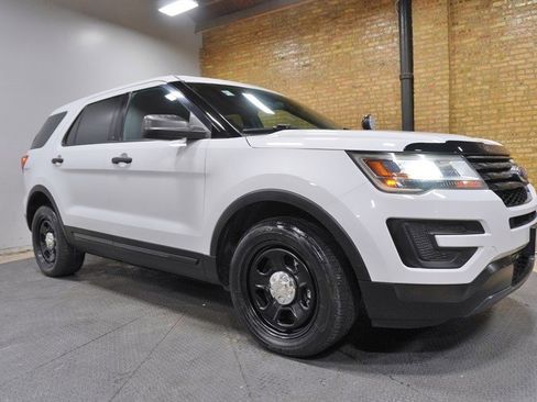 Used 2017 Ford Explorer 4WD Police Interceptor image 6