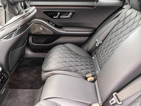 New 2026 Mercedes-Benz S 580 4MATIC Sedan image 21