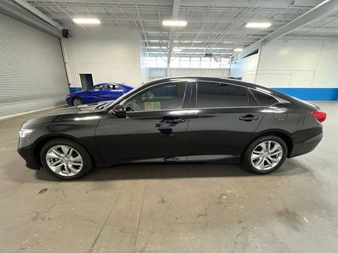 Used 2019 Honda Accord LX image 6