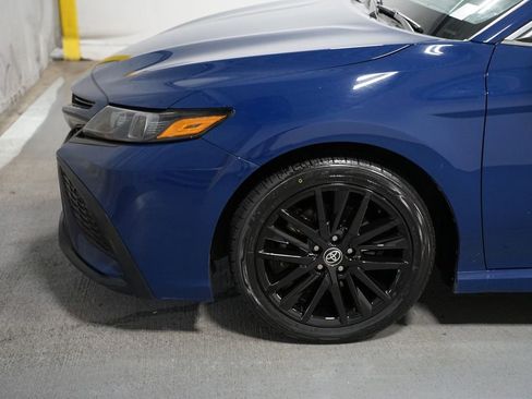 Certified 2023 Toyota Camry SE FWD image 5