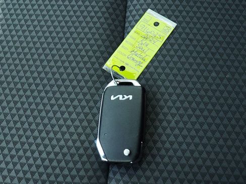 Used 2024 Kia Soul LX w/ Option Group 015 image 52